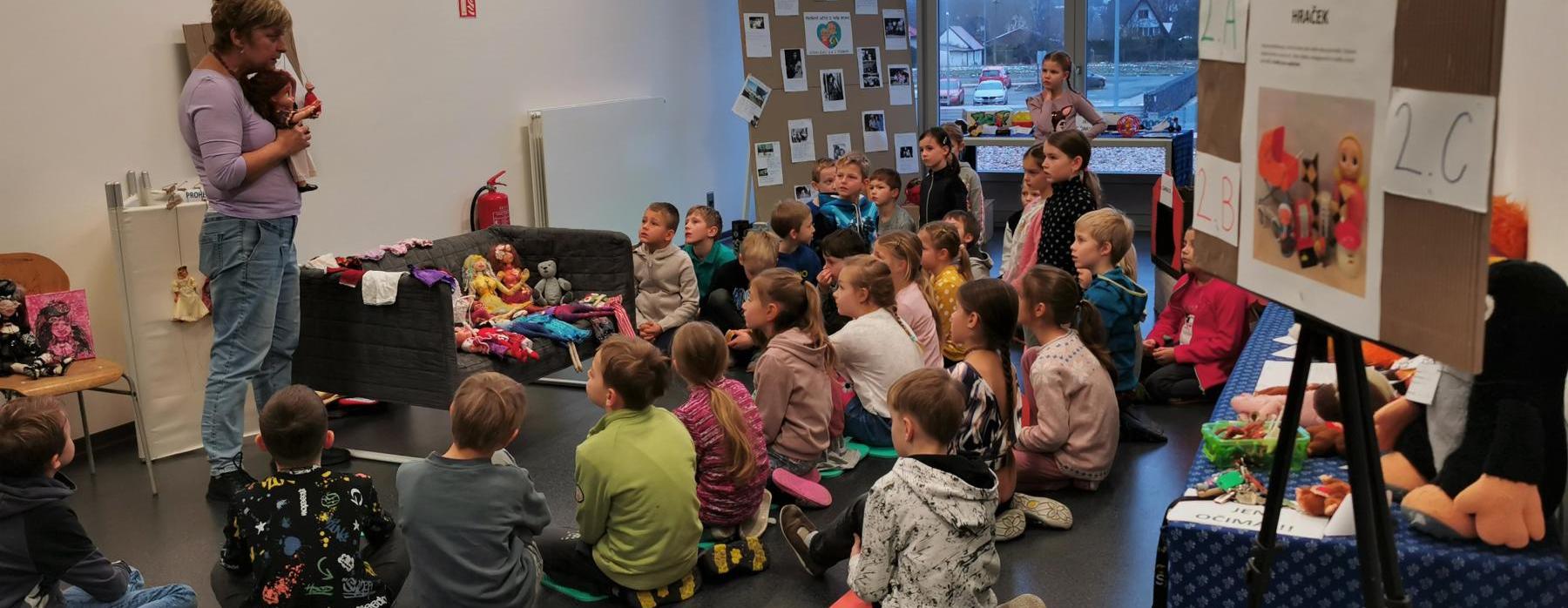Poslední přednáška na výstavě hraček