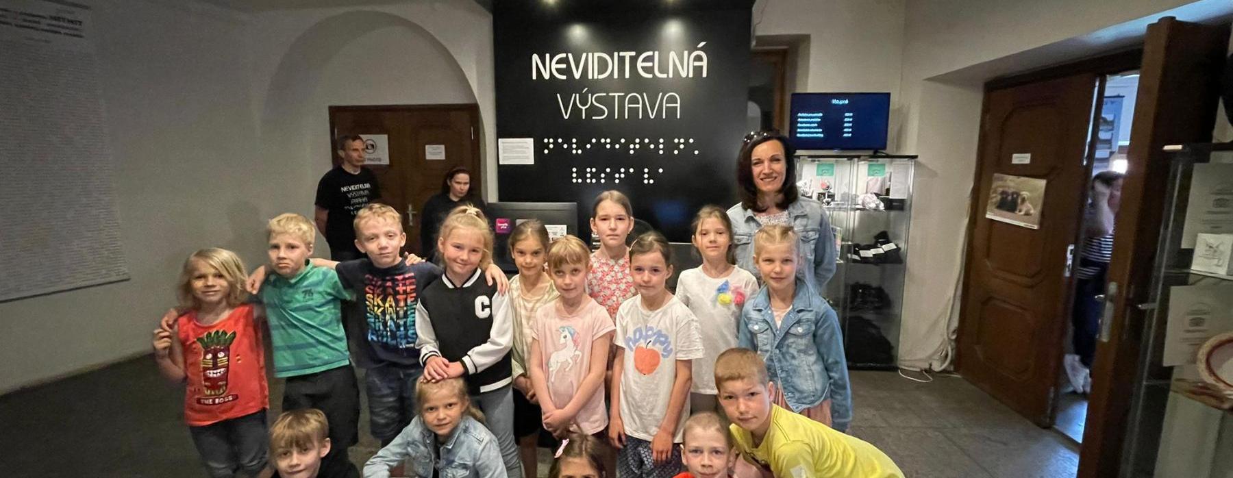 Neviditelná výstava (2.C)