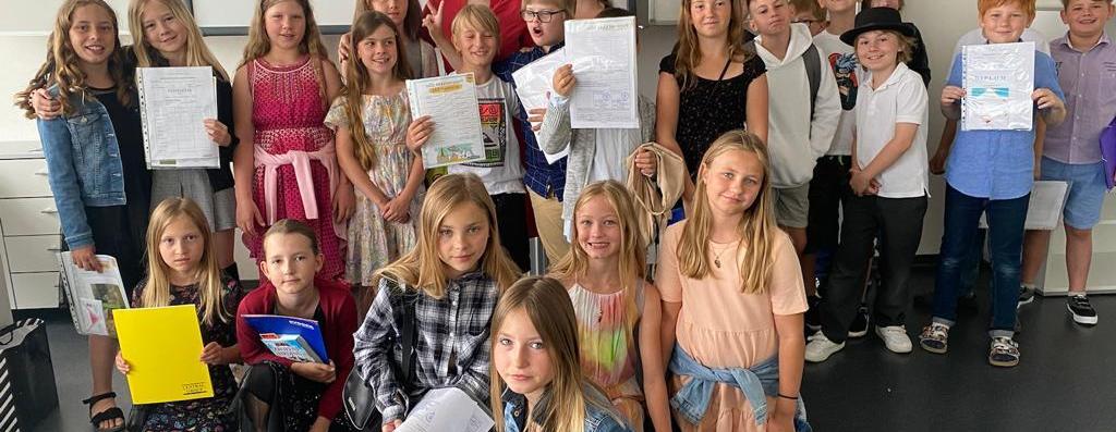 A je to opět tady! Školní rok 2022/2023 končí,  hurá na prázdniny ...