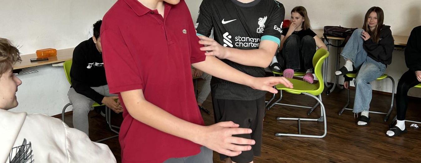 Třídní den/ KiVa a sportovní hala