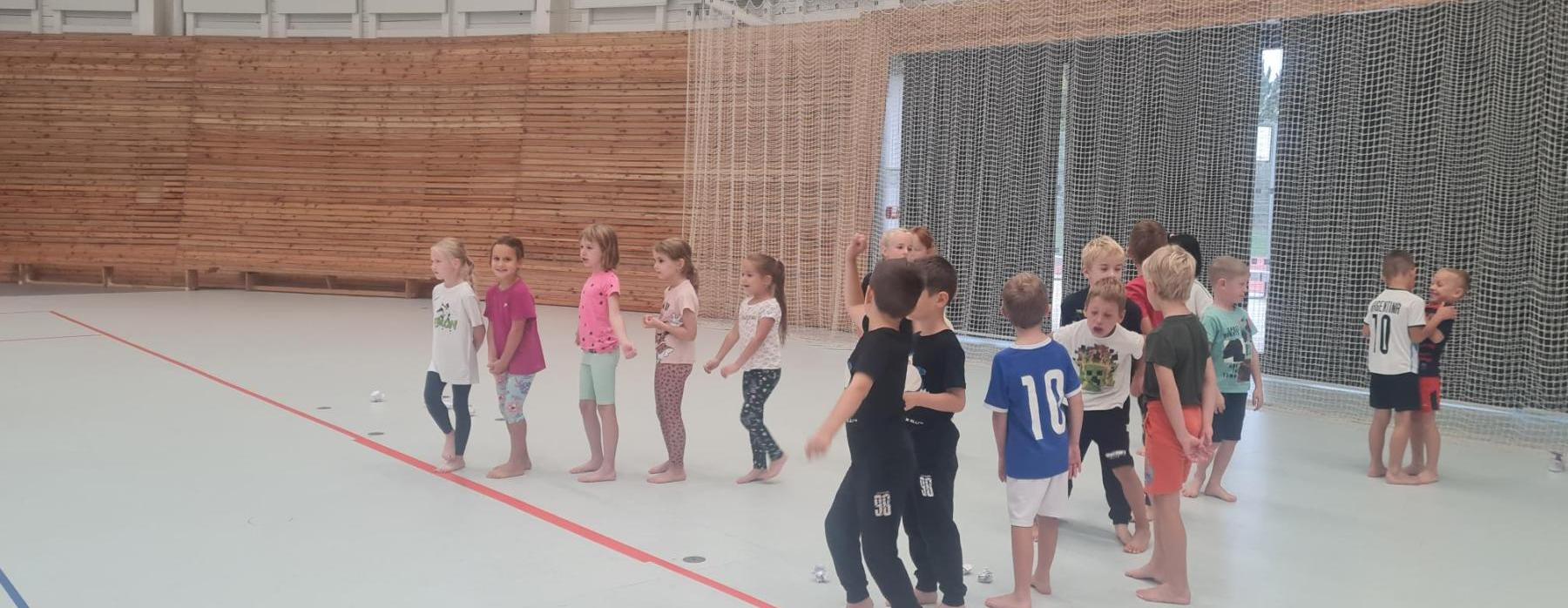 Tělesná výchova nás baví