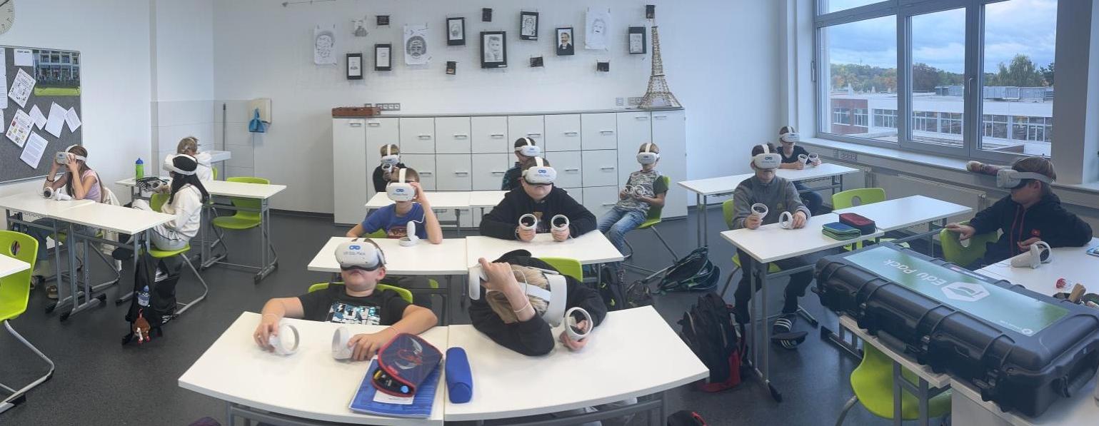 Virtuální realita ve výuce přírodopisu: Šesťáci objevovali tajemství buňky