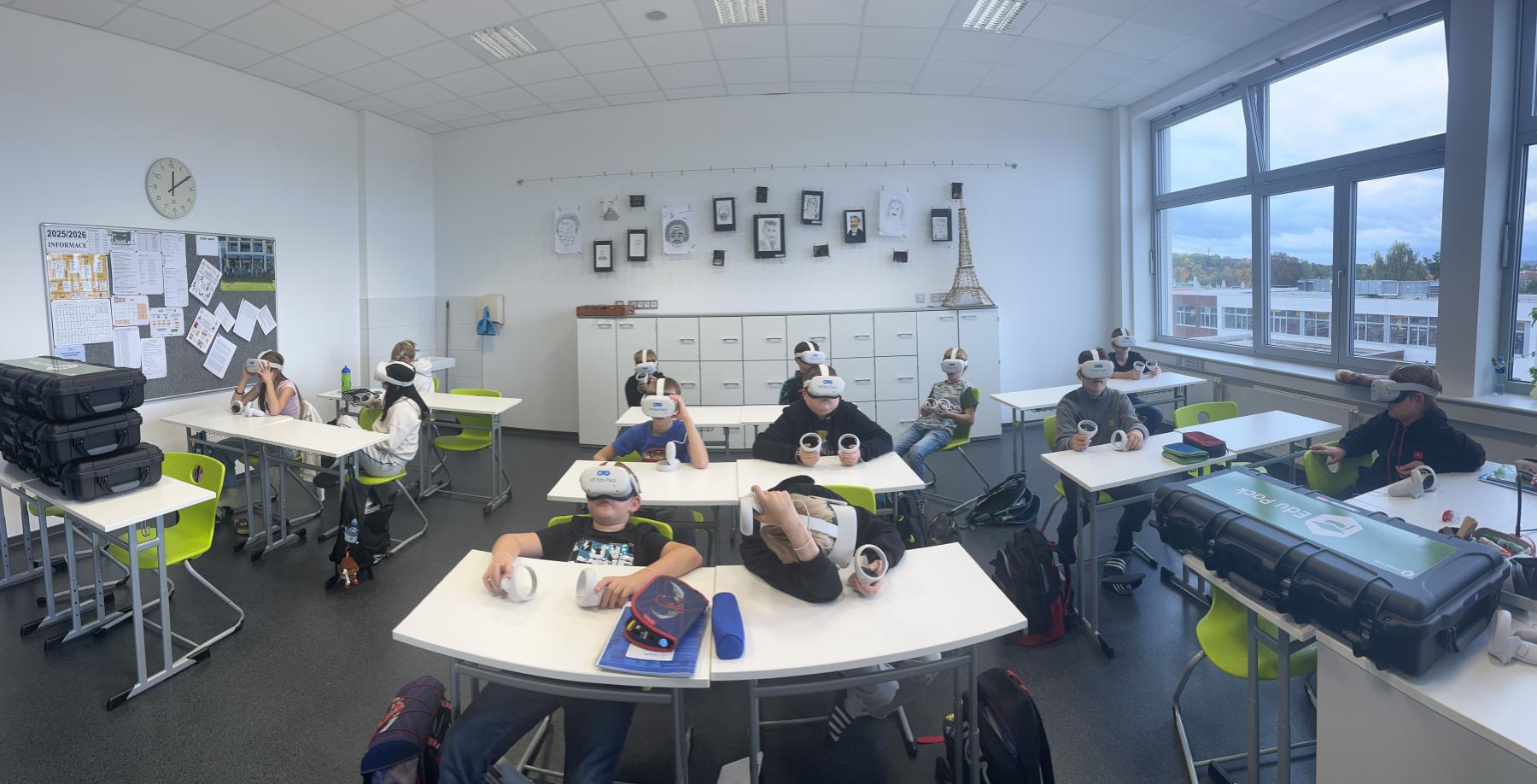 Virtuální realita ve výuce přírodopisu: Šesťáci objevovali tajemství buňky