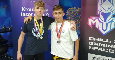 Úvodní kolo sportovní ligy v laser game