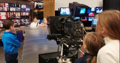 Hlavní zprávy ČT1 – 4.A! Kamera, ticho, natáčíme!