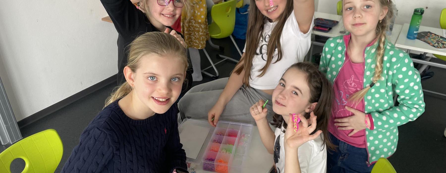 Když tvoříme společně: březen plný barev a nápadů (3. C)