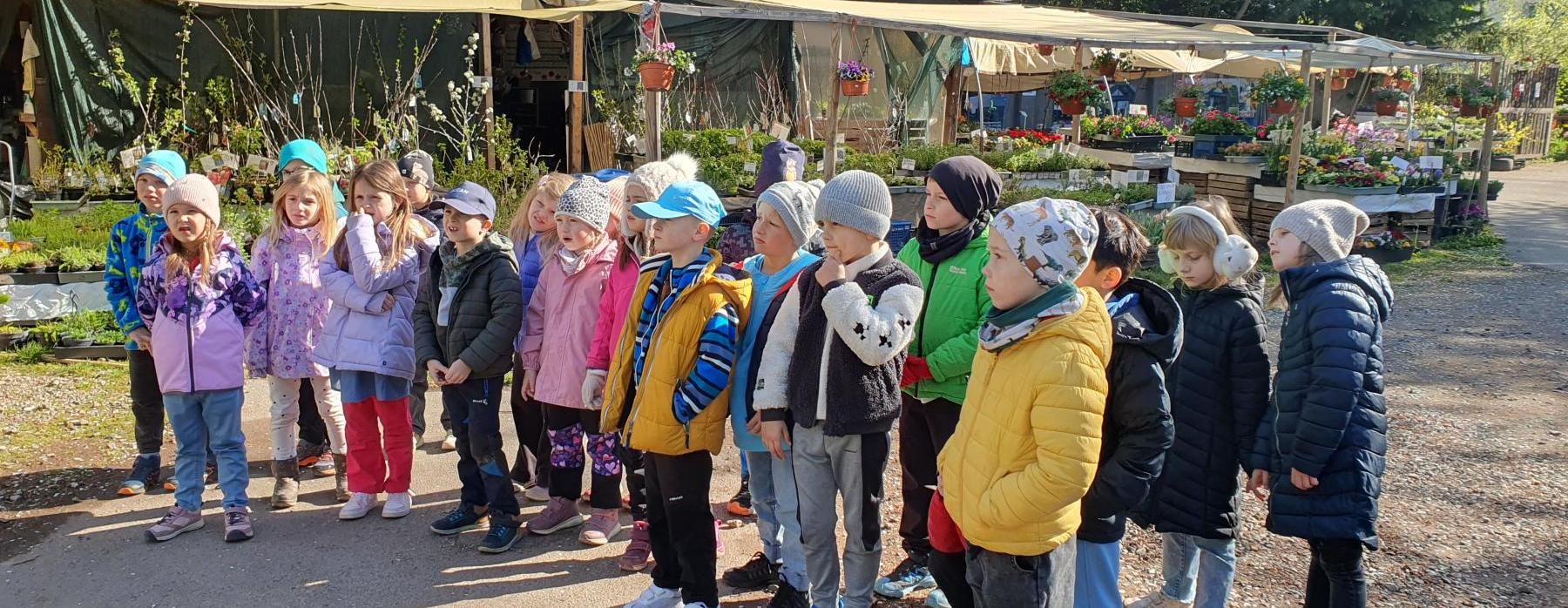 Když Země rozkvétá dětskýma očima (1.B)