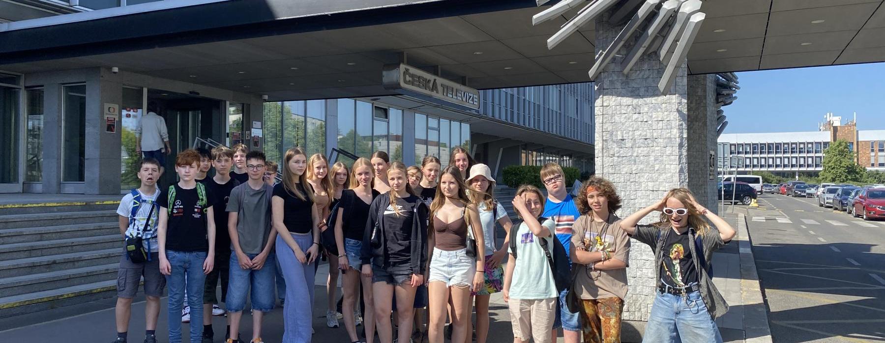 Co překvapilo 7. A na exkurzi v České televizi